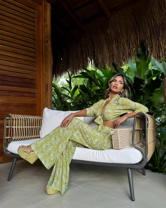 Set Oasis – Fresh, Chic, and Made for Summer